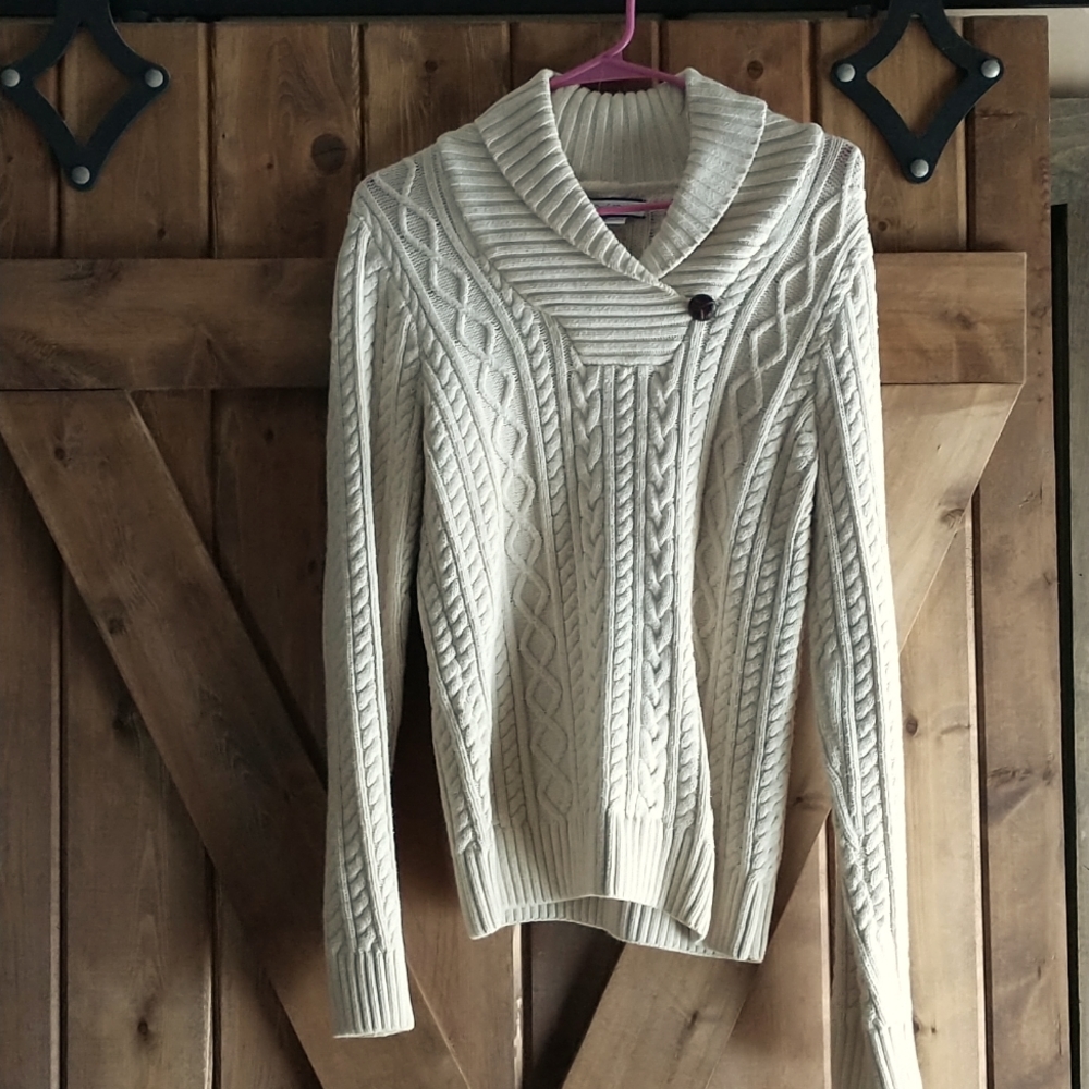 Ladies Sweater